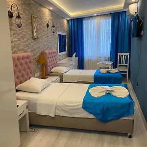 elisa-apart-3.istanbul-turkeyhotels.com/